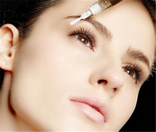 睫毛增长液有什么危害  睫毛增长液 危害 彩妆 第2张