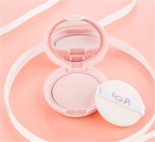 哪款粉饼控油效果好推荐8款 好用的控油粉饼清单  粉饼 好用 控油 彩妆 第4张