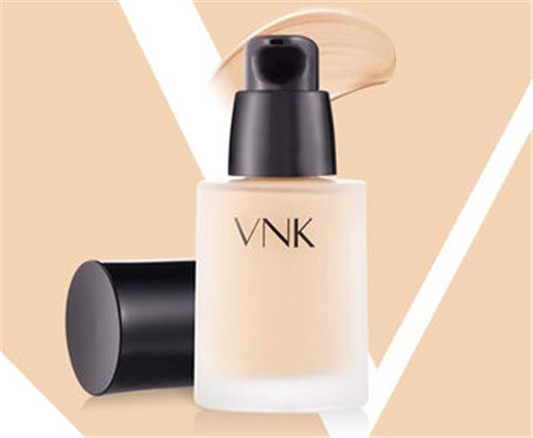 夏日底妆之控油粉底液排行榜10强出炉 粉底液 控油 夏日 底妆 彩妆 第10张 夏日底妆之控油粉底液排行榜10强出炉 粉底液 控油 夏日 底妆 彩妆 第10张