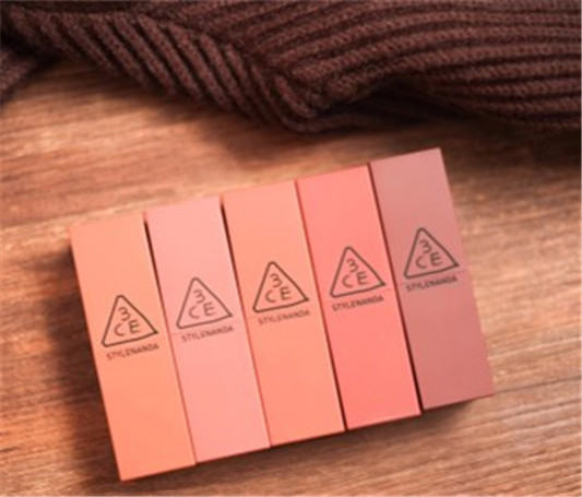 不输大牌10种平价口红 平价口红10强 口红 平价 大牌 彩妆 第8张 不输大牌10种平价口红 平价口红10强 口红 平价 大牌 彩妆 第8张