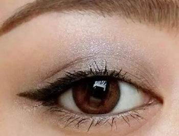 ysl圣罗兰液体眼影试色,分享全十色效果 圣罗兰 液体眼影 试色 彩妆 第5张 ysl圣罗兰液体眼影试色,分享全十色效果 圣罗兰 液体眼影 试色 彩妆 第5张