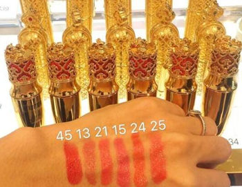 金色子弹头什么口红,哪个色号更好看 口红 子弹头 彩妆 第4张 金色子弹头什么口红,哪个色号更好看 口红 子弹头 彩妆 第4张