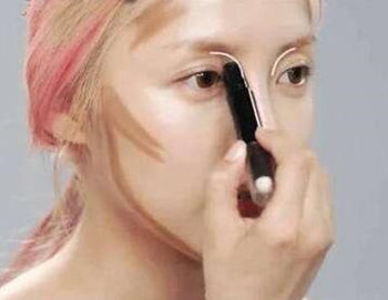 修容笔和卧蚕笔一样吗，GET正确修容卧蚕步骤  修容笔 卧蚕笔 彩妆 第2张