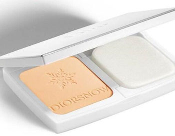 迪奥雪精灵粉饼好用吗，试用心得分析