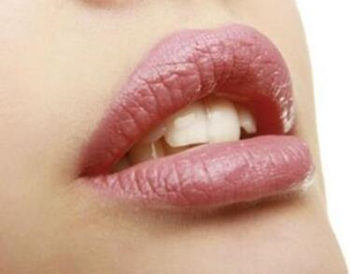嘴巴大又厚适合涂口红吗 口红 嘴巴 彩妆 第3张 嘴巴大又厚适合涂口红吗 口红 嘴巴 彩妆 第3张