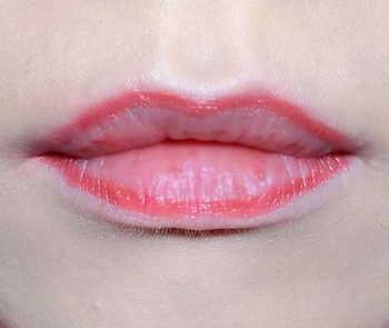 嘴巴大又厚适合涂口红吗 口红 嘴巴 彩妆 第4张 嘴巴大又厚适合涂口红吗 口红 嘴巴 彩妆 第4张