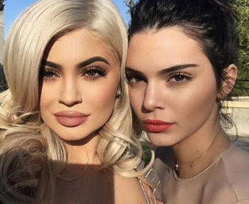 皮肤黑适合什么颜色的口红，6个色号推荐  口红 皮肤黑 彩妆 第2张