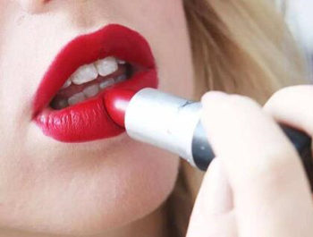 持久度最好的口红排名，长久不掉色不脱妆  口红 不掉色 彩妆 第4张