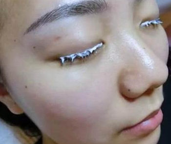 纹眼线对眼睛有害吗，6大危害分析  纹眼线 彩妆 第6张