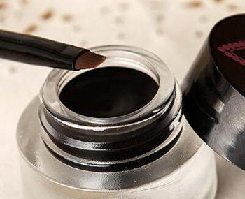 眼线膏和眼线液哪个好用 