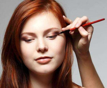 眼影贵的和便宜的区别你怎么看 眼影 彩妆 第7张 眼影贵的和便宜的区别你怎么看 眼影 彩妆 第7张