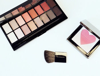 什么牌子的眼影好用不晕染  眼影 不晕染 彩妆 第3张