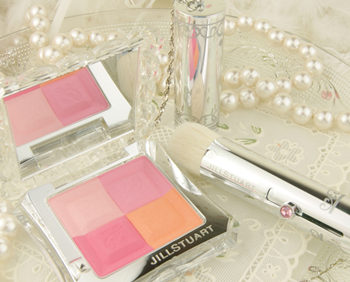 日本腮红排行榜前十名品牌和单品推荐  腮红 日本 排行榜 彩妆 第10张