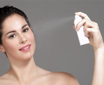 下午补妆腮红怎么办，油皮和干皮腮红补妆方法  腮红 补妆 怎么办 彩妆 第4张