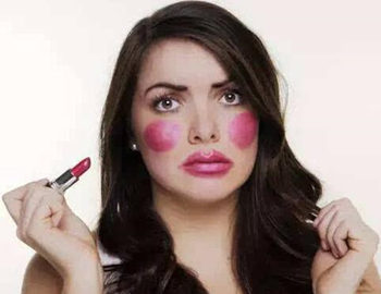 腮红可以用口红代替吗 腮红 口红 彩妆 第5张 腮红可以用口红代替吗 腮红 口红 彩妆 第5张