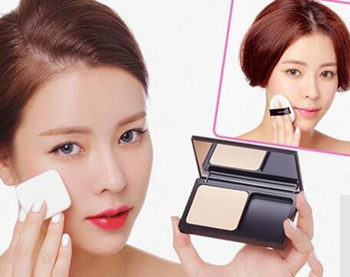 用了粉饼还要用散粉吗，粉饼和散粉区别有啥  粉饼 散粉 彩妆 第4张