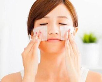 日本薏仁化妆水怎么用，8种妙用学起来  日本 薏仁 化妆水 彩妆 第5张