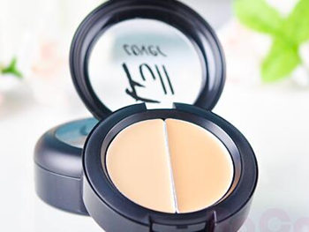 遮斑力度最强的遮瑕膏，快来围观  遮瑕膏 遮斑 彩妆 第5张