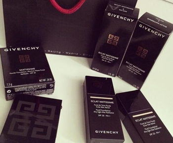 不脱妆不卡粉粉底液哪个牌子好  粉底液 脱妆 卡粉 彩妆 第4张