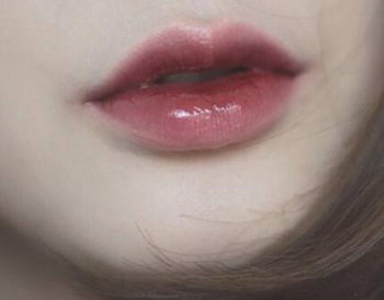 牙黄适合什么颜色口红，不踩雷色号推荐  口红 颜色 彩妆 第3张