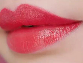 阿玛尼最火的唇釉色号赶紧收藏  阿玛尼 唇釉 彩妆 第7张