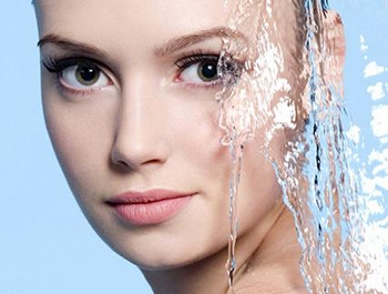 气垫bb怎么用才服帖,教你摆脱浮粉 气垫BB 彩妆 第2张 气垫bb怎么用才服帖,教你摆脱浮粉 气垫BB 彩妆 第2张