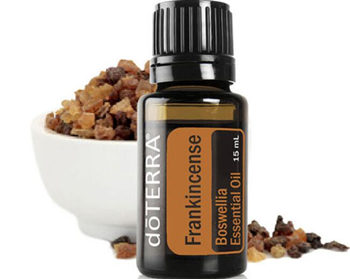 乳香和檀香精油哪种去皱好  乳香 檀香 精油 抗皱护肤 第2张