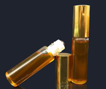 乳香和檀香精油哪种去皱好  乳香 檀香 精油 抗皱护肤 第5张