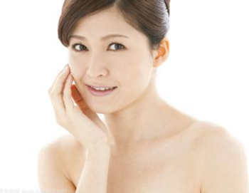 如何消除嘴角法令纹，五种摆脱法令纹  法令纹 抗皱护肤 第4张