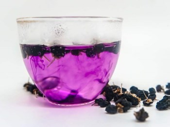 喝什么能减少女人皱纹，健康安全抗衰老  皱纹 女人 抗皱护肤 第2张