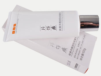 片仔癀祛黄亮白洁面乳怎么样测评如何  片仔癀 洁面乳 黄亮白 美白祛黄 第4张