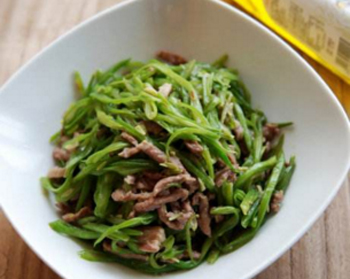 皮肤黄吃什么有效果，四种吃出好肌肤