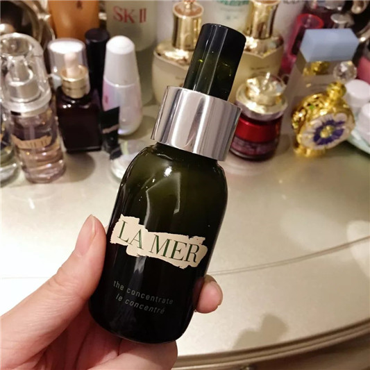 女孩子一生中不可错过的15瓶精华  精华 肌肤 美白 第12张