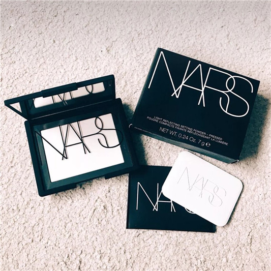 夏日必备人气散粉清单，拒绝油光满面  散粉 粉饼 服帖 第2张