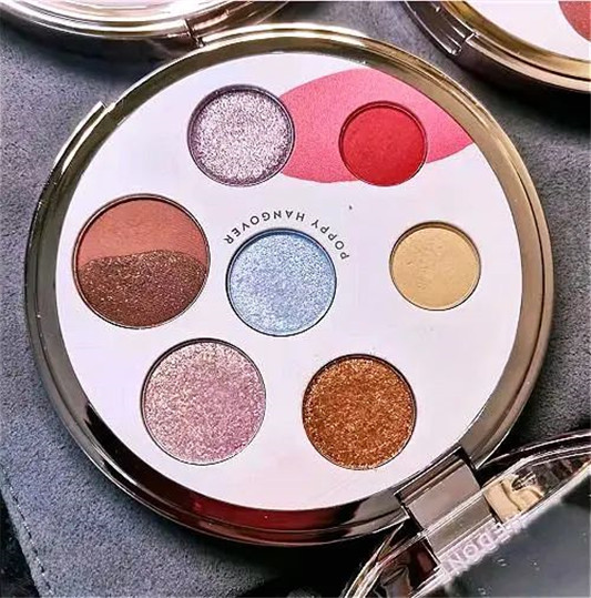 眼影哪个牌子好用，眼影怎么搭配颜色  亮片 眼影 第7张