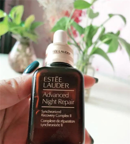 为什么护肤品或化妆品会搓泥，难怪上千元贵妇精华都中招  精华 搓泥 第12张