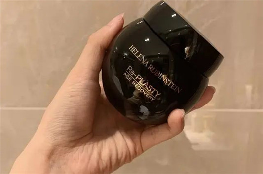 豪门面霜推荐「兰蔻更适合年轻人 赫莲娜黑绷带全能」  面霜 兰蔻 赫莲娜 第7张