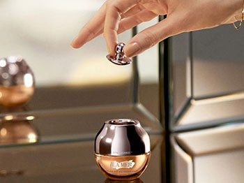 眼部国际淡斑精华液排行榜