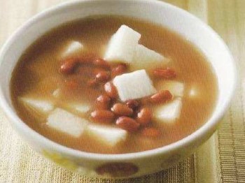 眼睛周围长斑怎么调理，内调外调都重要  眼睛 美白祛黄 第3张