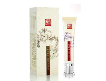 涂什么能很有效的除掉黑眼圈