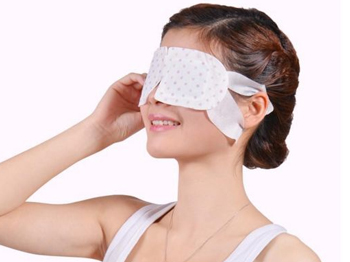 泪沟型黑眼圈怎么去除，教你正确去除假性黑眼圈  黑眼圈 泪沟型 美白祛黄 第4张