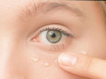 六胜肽眼霜怎么样，适合什么年龄用  眼霜 六胜 年龄 美白祛黄 第3张