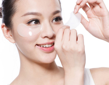 不同类型眼膜的正确使用方法剖析  眼膜 使用 美白祛黄 第4张