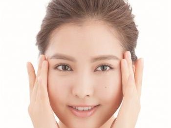 没有眼霜用什么代替眼霜，六种方式呵护眼部  眼霜 美白祛黄 第3张