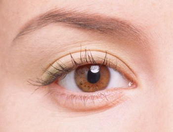 眼袋发青是怎么回事，怎么办