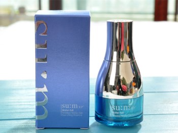 啫喱状的补水眼霜哪个牌子好,好用五款推荐 眼霜 牌子 美白祛黄 第3张 啫喱状的补水眼霜哪个牌子好,好用五款推荐 眼霜 牌子 美白祛黄 第3张