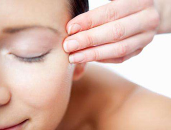 顽固黑眼圈怎么去掉，教你4招快速消除  黑眼圈 美白祛黄 第4张