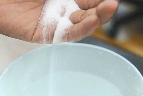 脸上挤出硬粒是螨虫吗，怎么去螨虫痘痘  螨虫 螨虫痘 脸上 美白祛黄 第5张