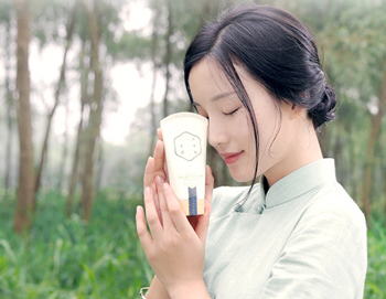 青春期用什么洗面奶好，男生女生通用预防青春痘  洗面奶 青春期 美白祛黄 第4张