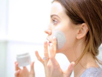 有痘痘能用清洁面膜吗，痘肌护肤常识  痘痘 清洁面膜 美白祛黄 第3张